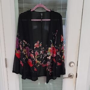 Jessica Simpson Lace Trim Black Floral Sheer Short Kimono Sz M/L